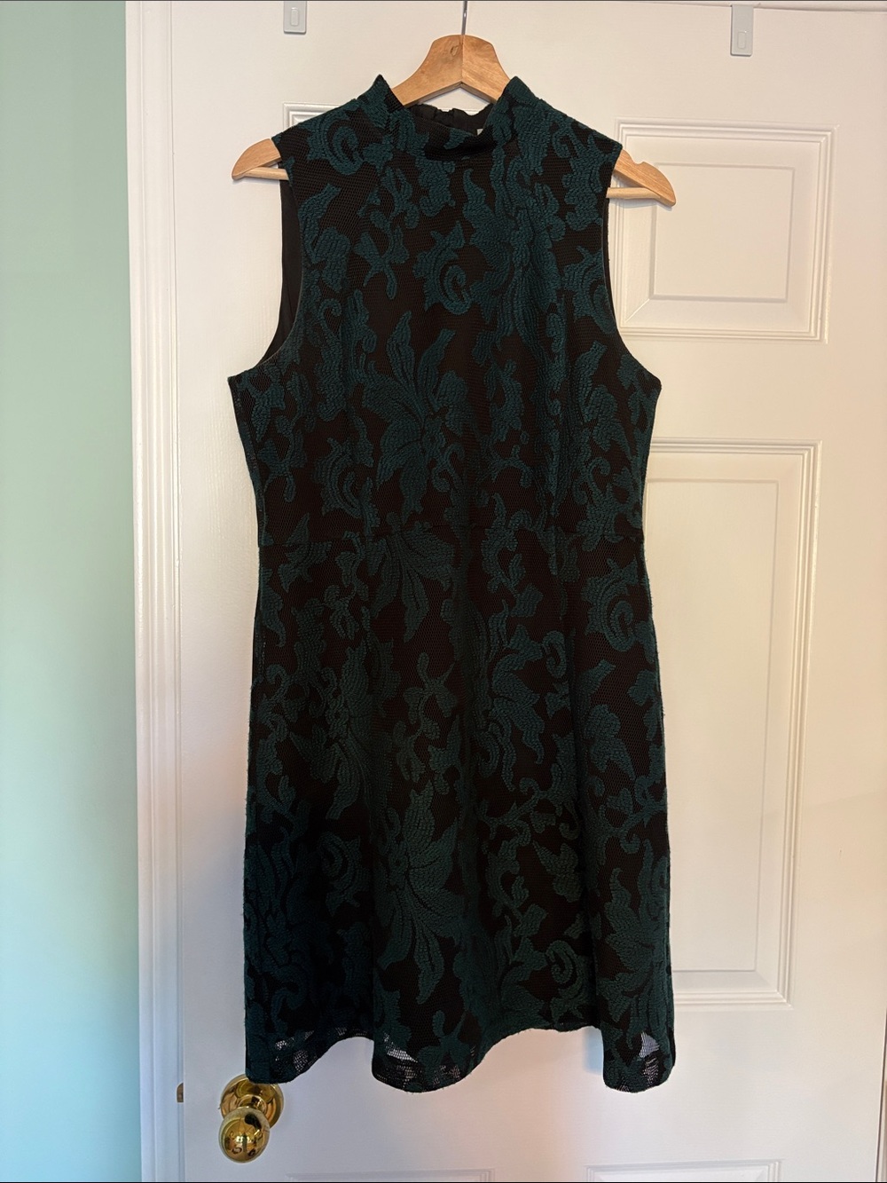 H&M Teal and Black Sleeveless Floral Jacquard Dress
